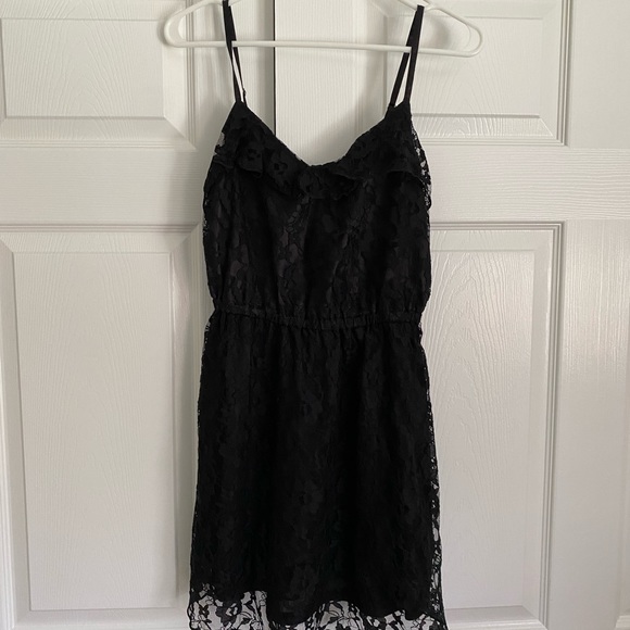 NWT H&M Lace Adjustable Straps MiniDress! Size 6 - Picture 11 of 13